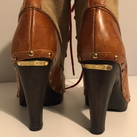 Michael Kors shearling boot - Picture 3 of 6